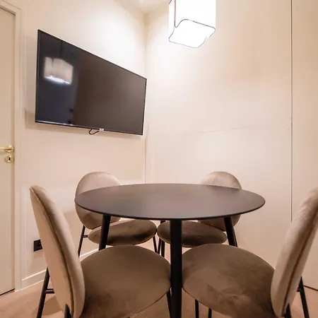 Exceptional With Ac-1br-4p-palais Garnier شقة
